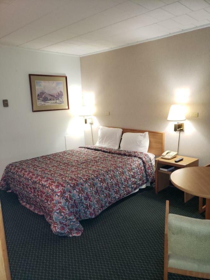 Budget Inn Horseheads Exterior photo